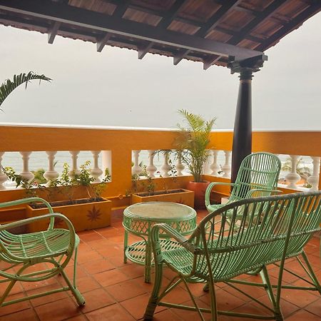 La Plage Seaview Suites ปอนดิเชอรี ภายนอก รูปภาพ