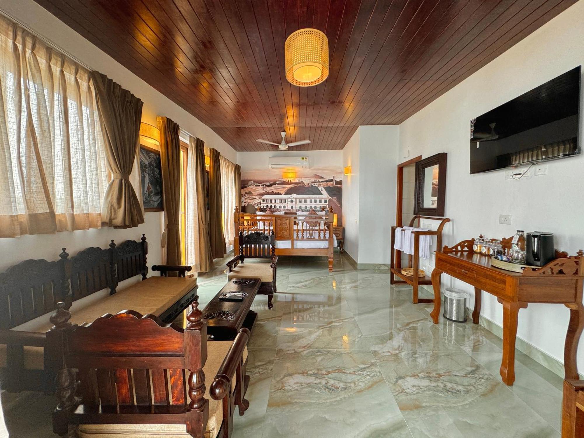 La Plage Seaview Suites ปอนดิเชอรี ภายนอก รูปภาพ