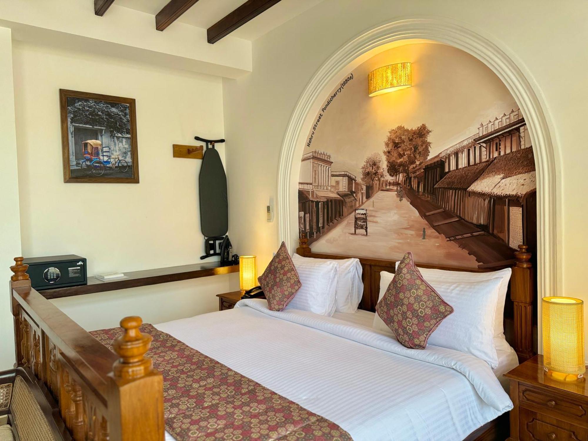 La Plage Seaview Suites ปอนดิเชอรี ภายนอก รูปภาพ