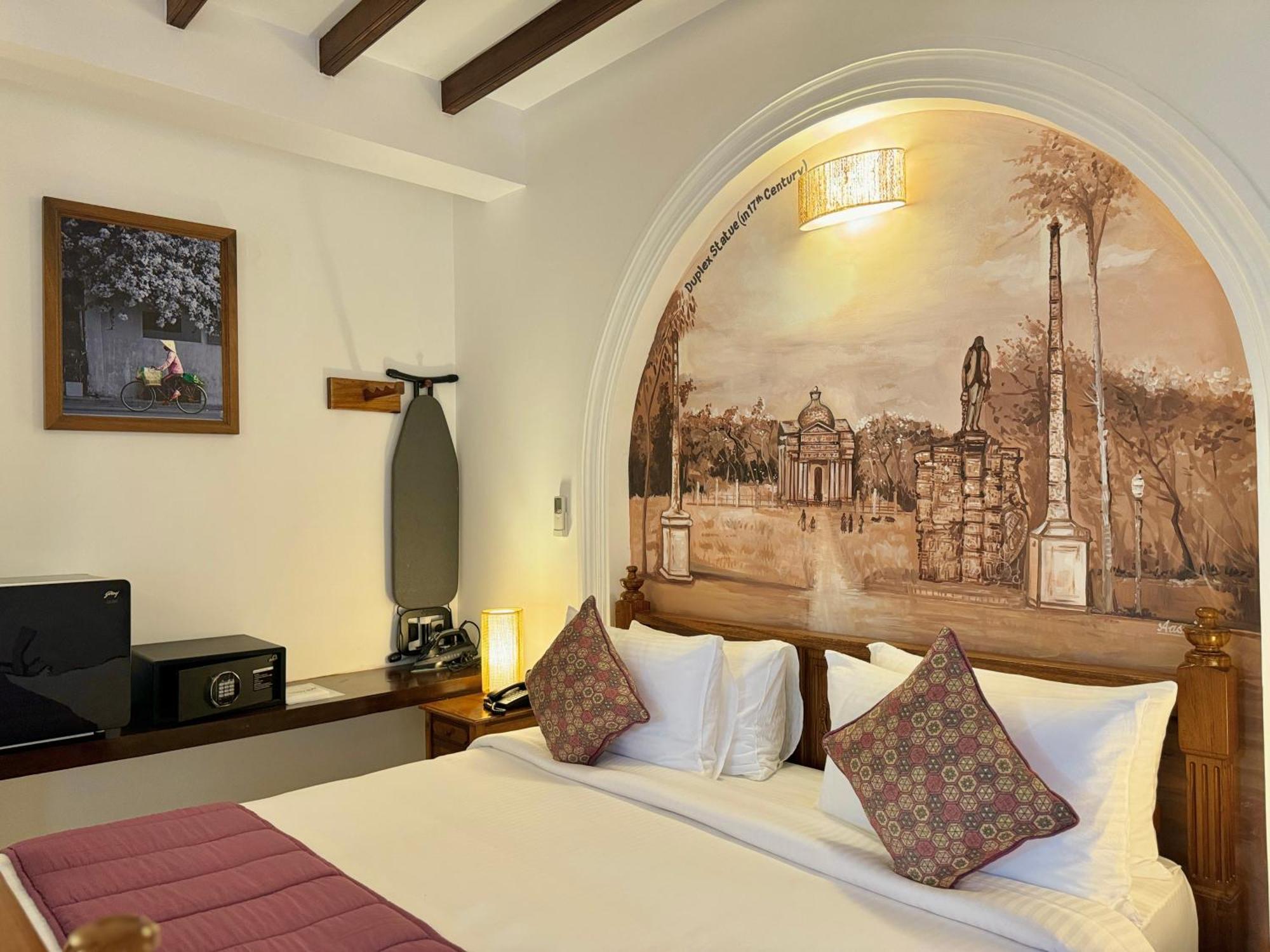 La Plage Seaview Suites ปอนดิเชอรี ภายนอก รูปภาพ