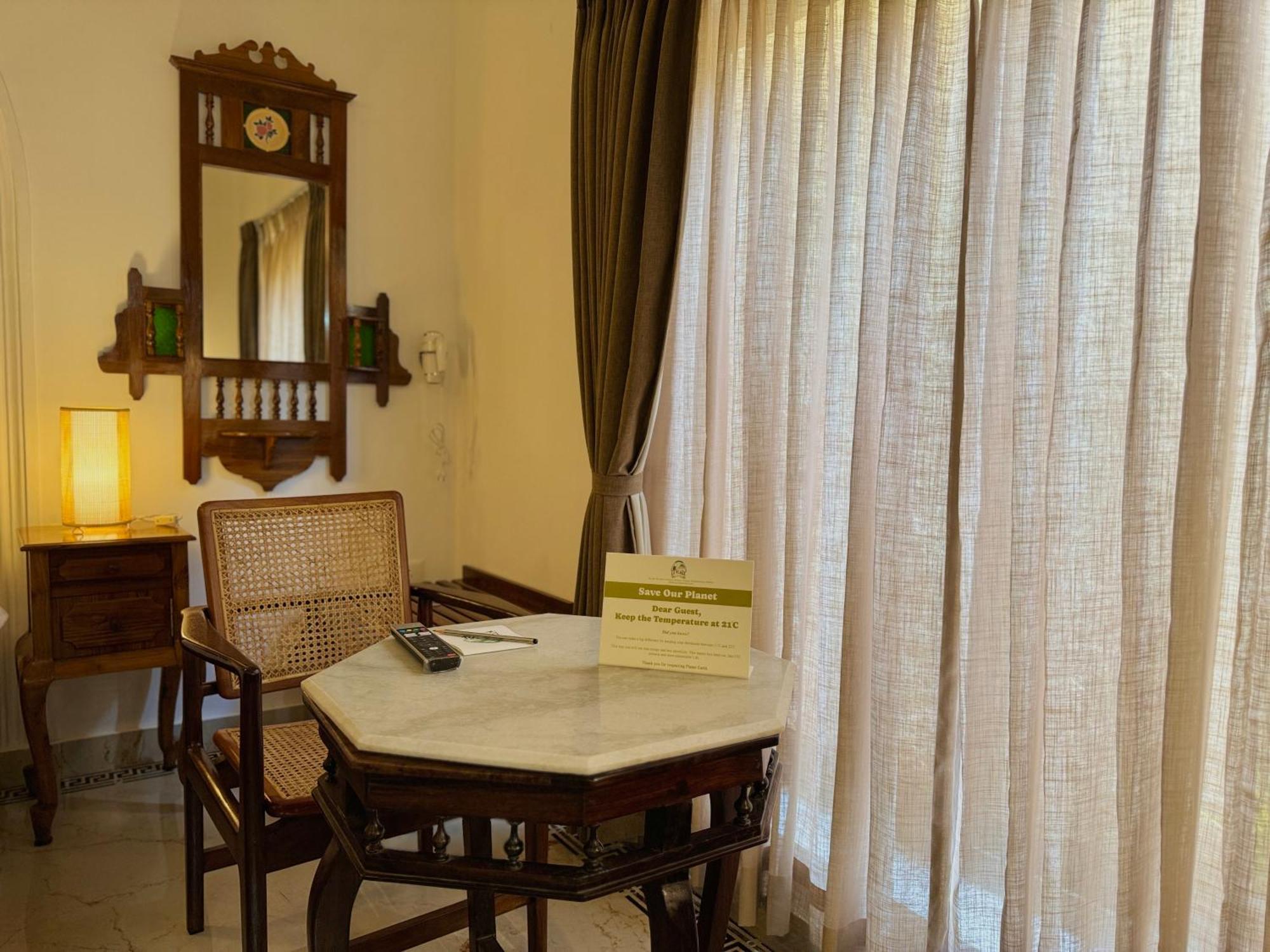 La Plage Seaview Suites ปอนดิเชอรี ภายนอก รูปภาพ