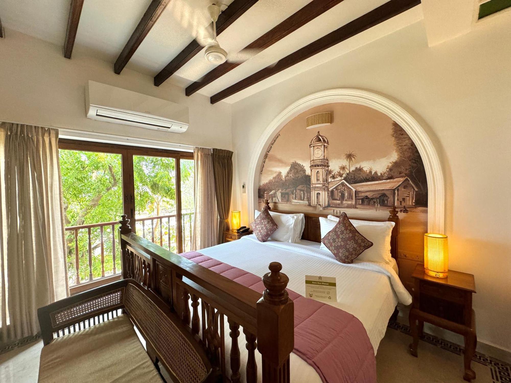 La Plage Seaview Suites ปอนดิเชอรี ภายนอก รูปภาพ